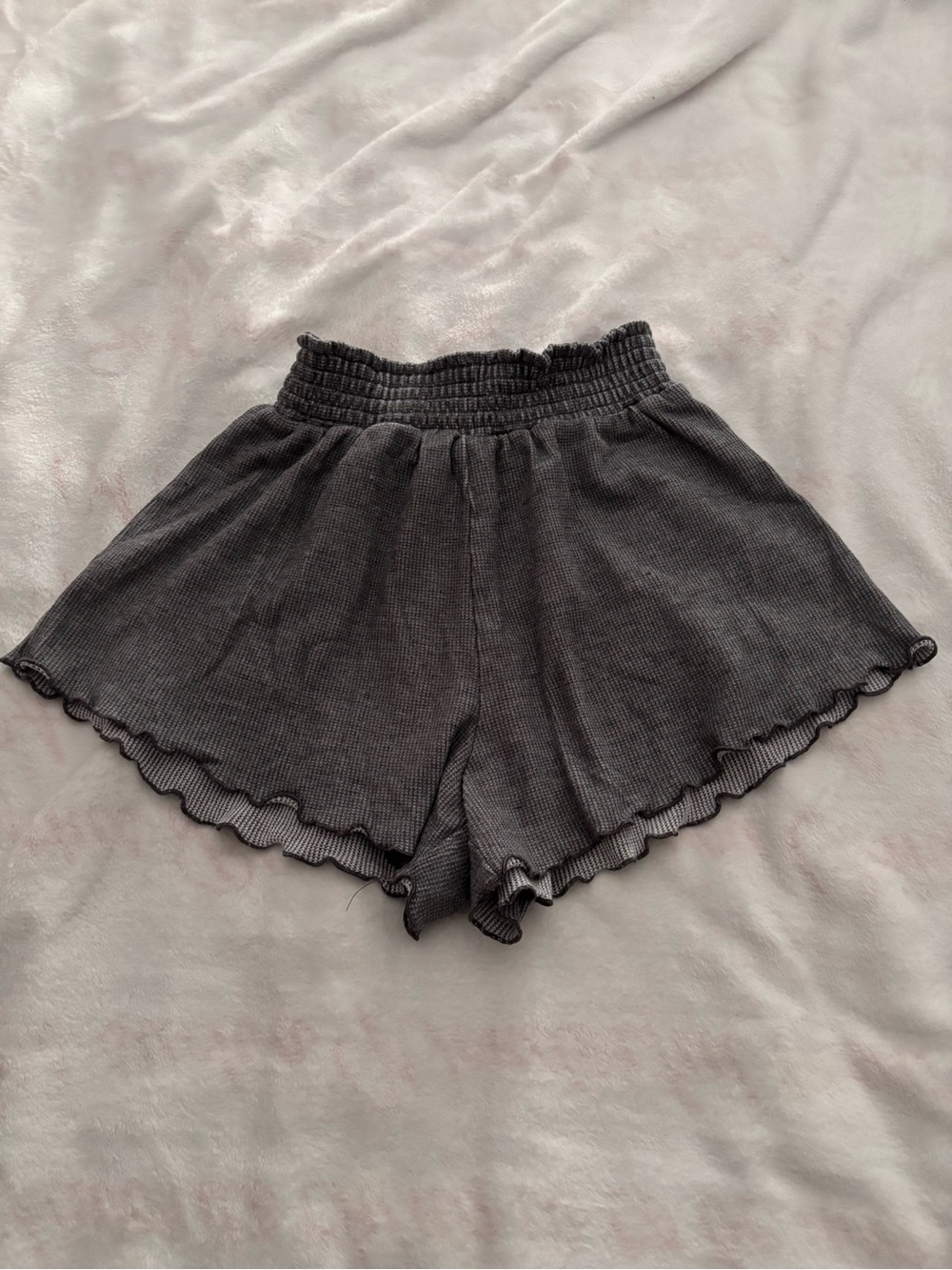 Aeropostale Gray Waffle Knit Elastic Waist Shorts